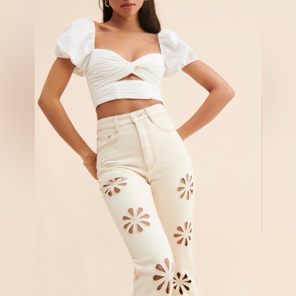 Glamorous Beige Jeans With Flower Cutouts. Size 34 - Picture 2 of 9